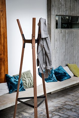 steelwood_coat_stand_set