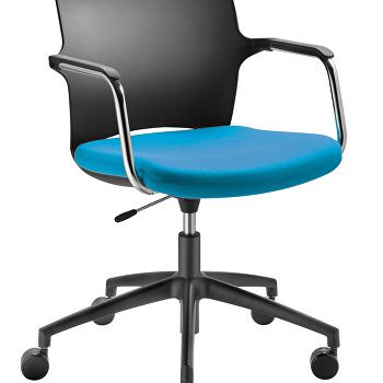 One meeting chair with 5 star base