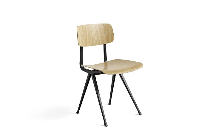 197121_Result Chair_Frame black_Seat Back clear lacquered oak