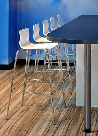 Event-Stool-In-Situ