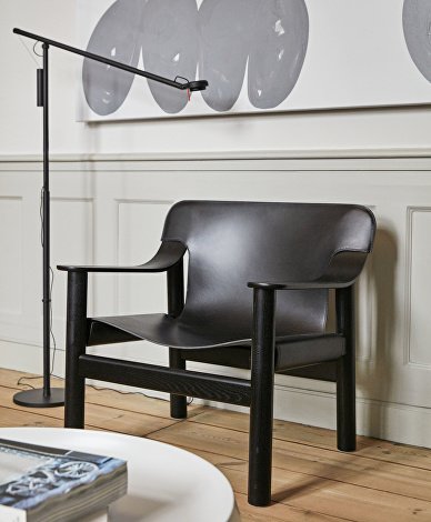 Bernard black leather cover deep stained oak base_Fifty-Fifty Floor Lamp black