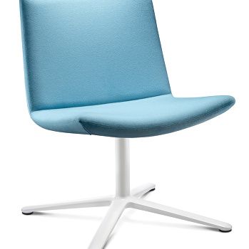 Swoosh low reception chair with 4 star base