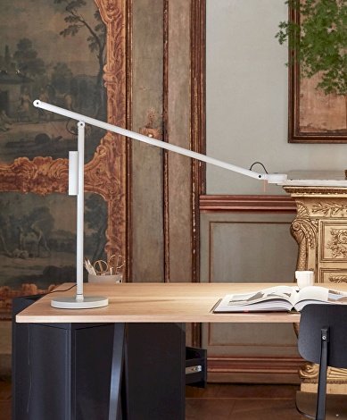 fifty-fifty-table-lamp_910x1100_brandmodel