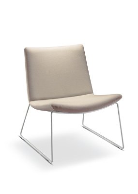 Swoosh low reception chair with wire base